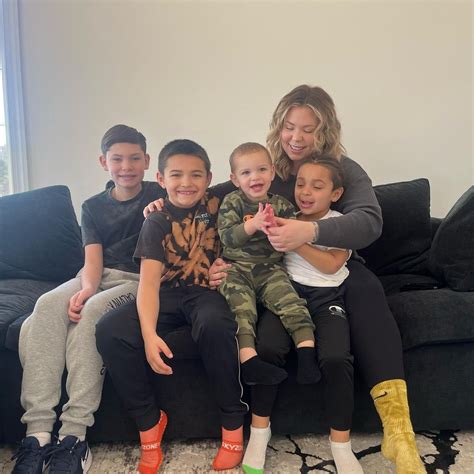 teen mom kailyn twins|Teen Mom 2 alum Kailyn Lowry shares first photo of。